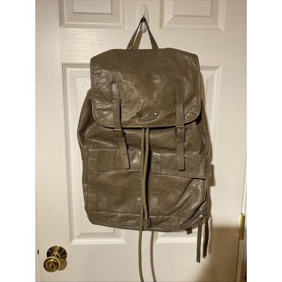Balenciaga Controllato Classic Traveller Backpack in Grey Come With Mirror - Picture 1 of 10